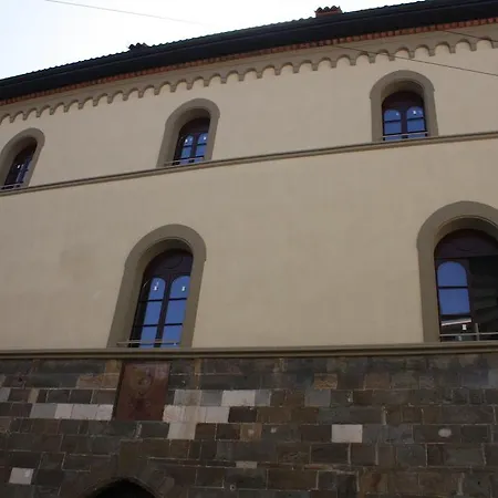 Old Town Funicolar Гостевой дом 2*